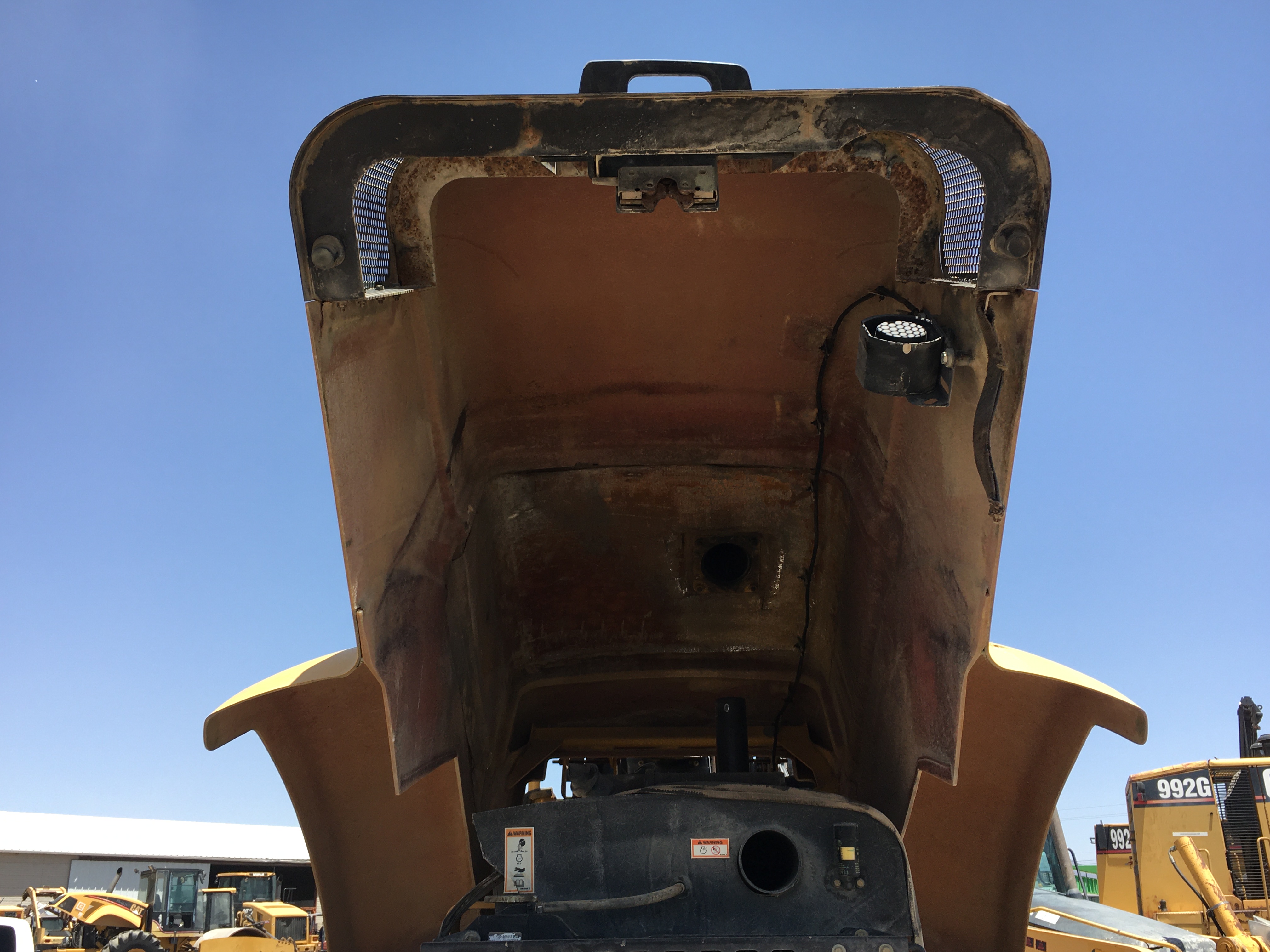 ./imagenes/INVOICE/2019/16609/COMPACTADOR CAT_CS433E (36).JPG